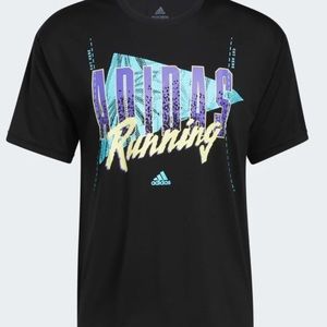 𝅺Adidas running shirt with retro design